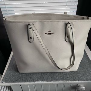 Coach tote